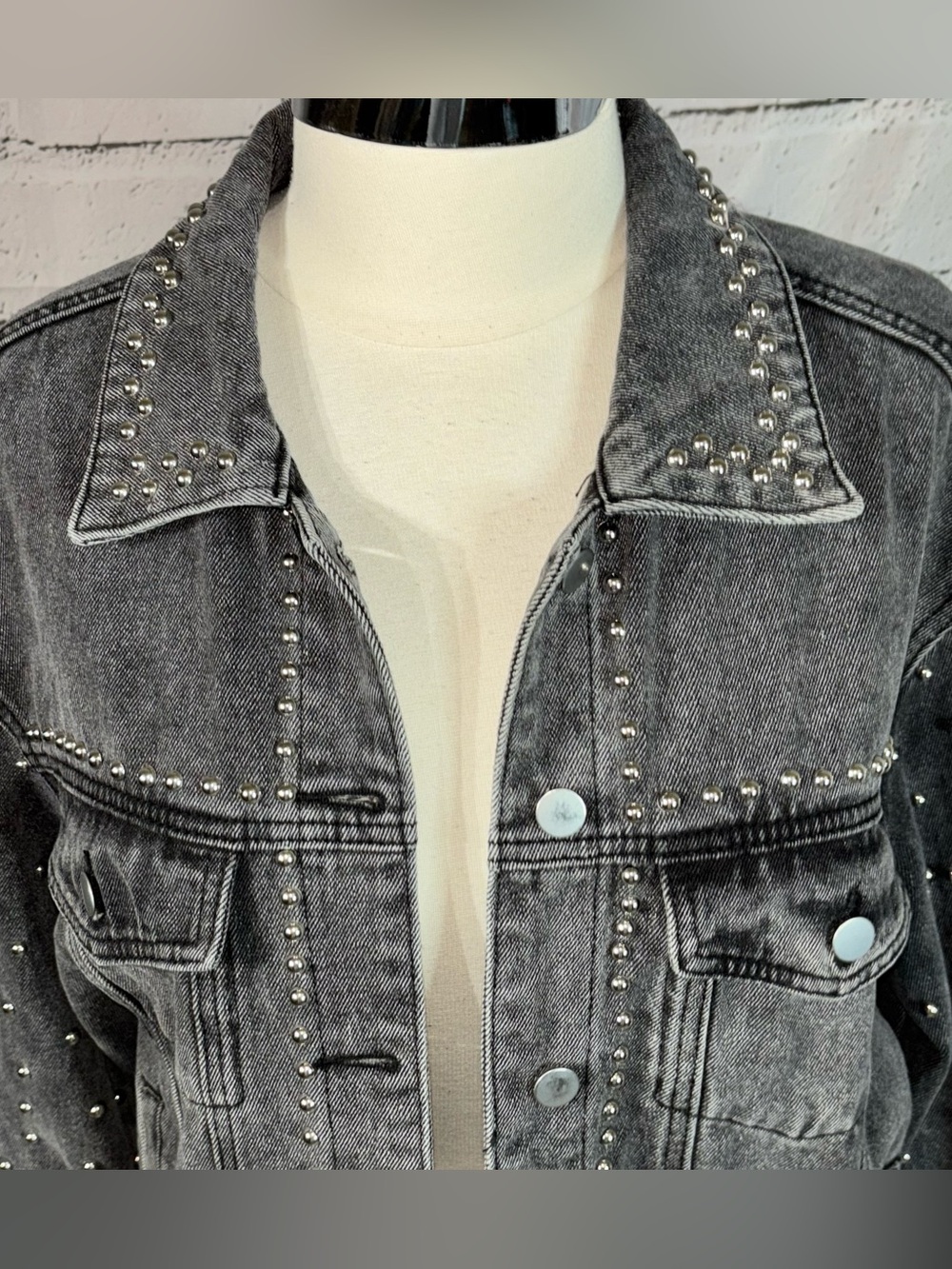 POL Washed Black Studded Oversized Denim Jacket Distressed Size M - Picture 5 of 10